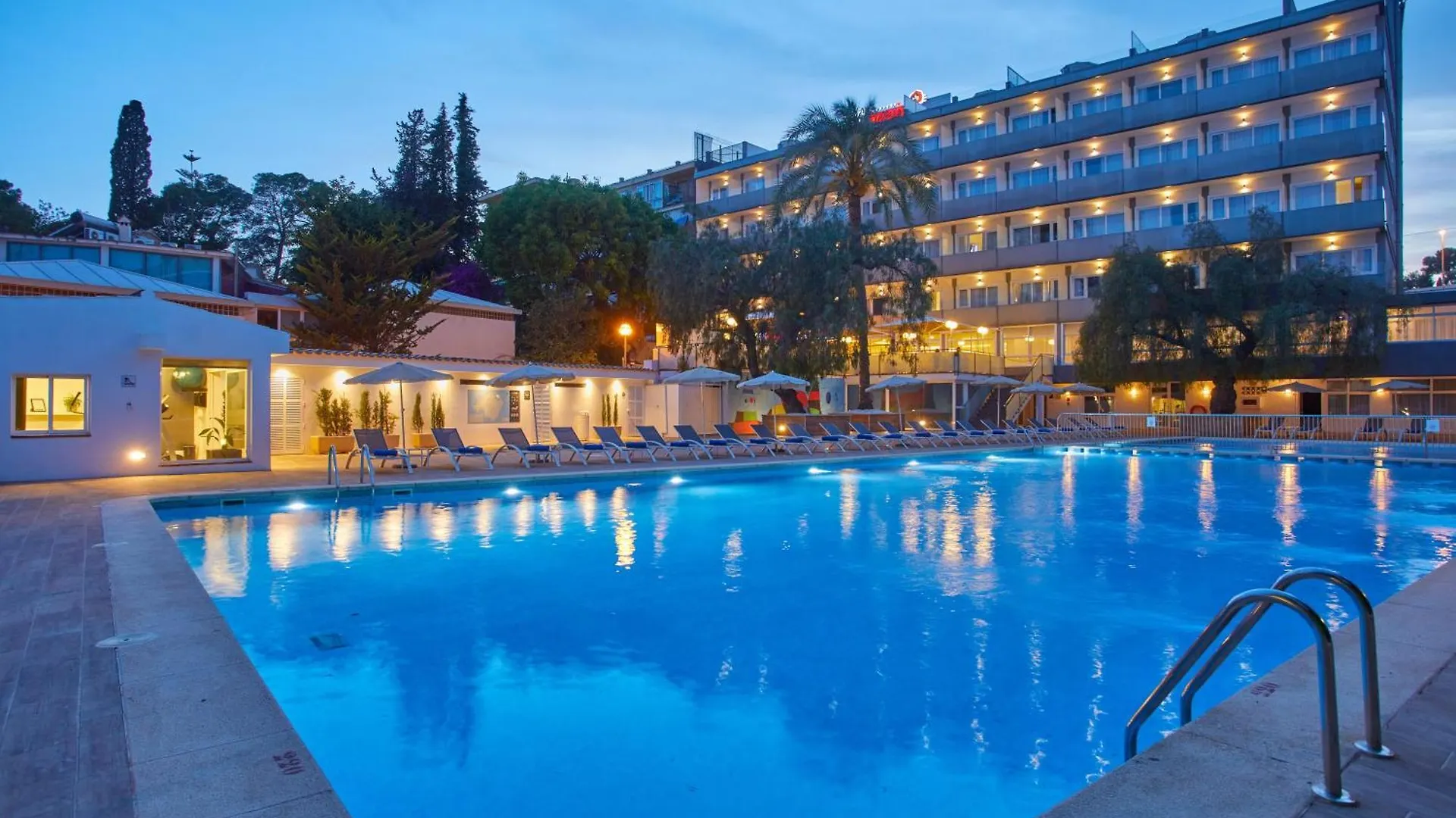 Hotel Joan Miro Museum Palma 4*,  Spanien